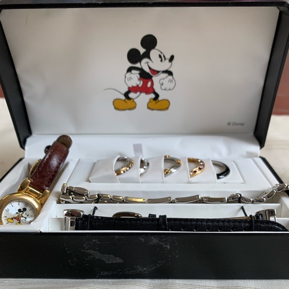 Disney Accessories - Disney Vintage watch box
